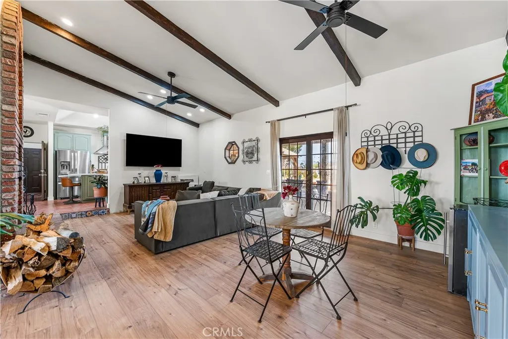 8549 W Avenue D2, Lancaster, California 93536 home-pic-9