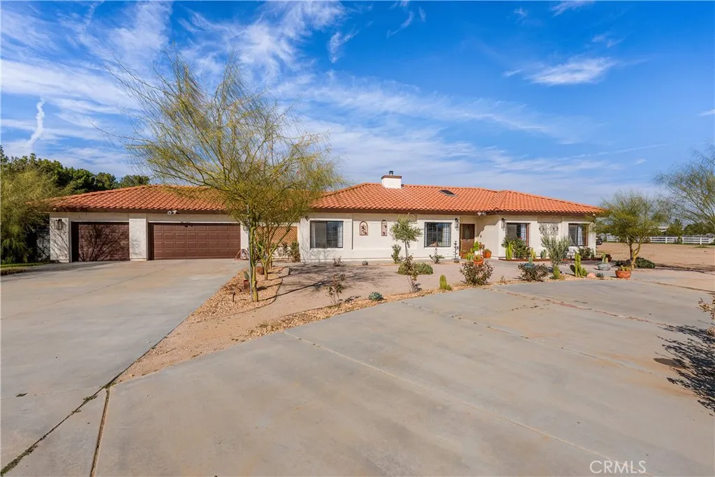 8549 W Avenue D2, Lancaster, California 93536 home-pic-4