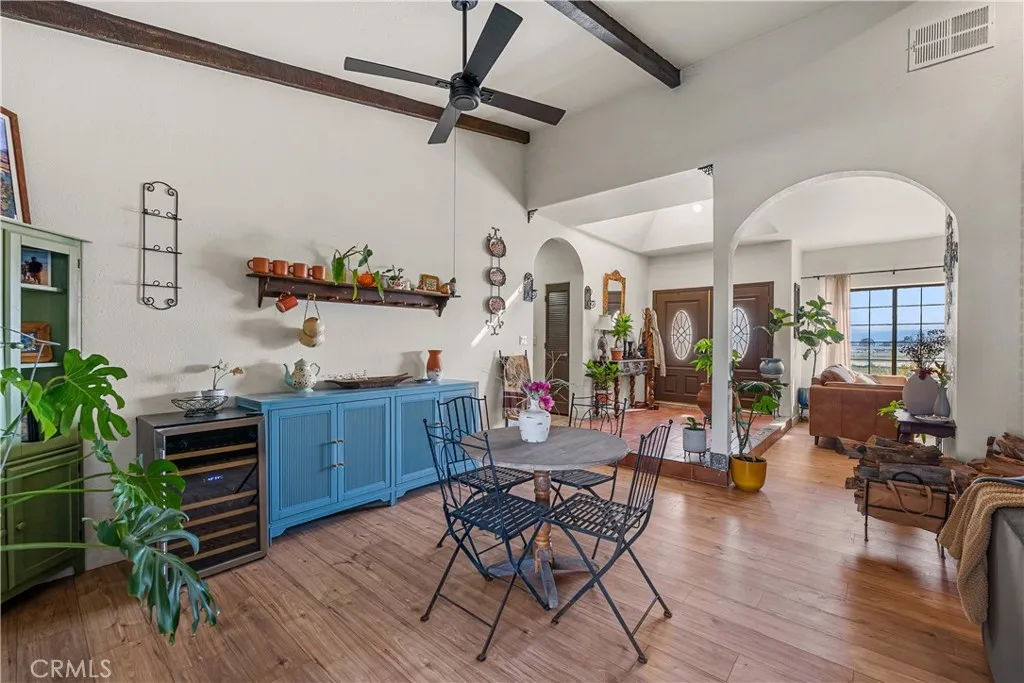 8549 W Avenue D2, Lancaster, California 93536 home-pic-11