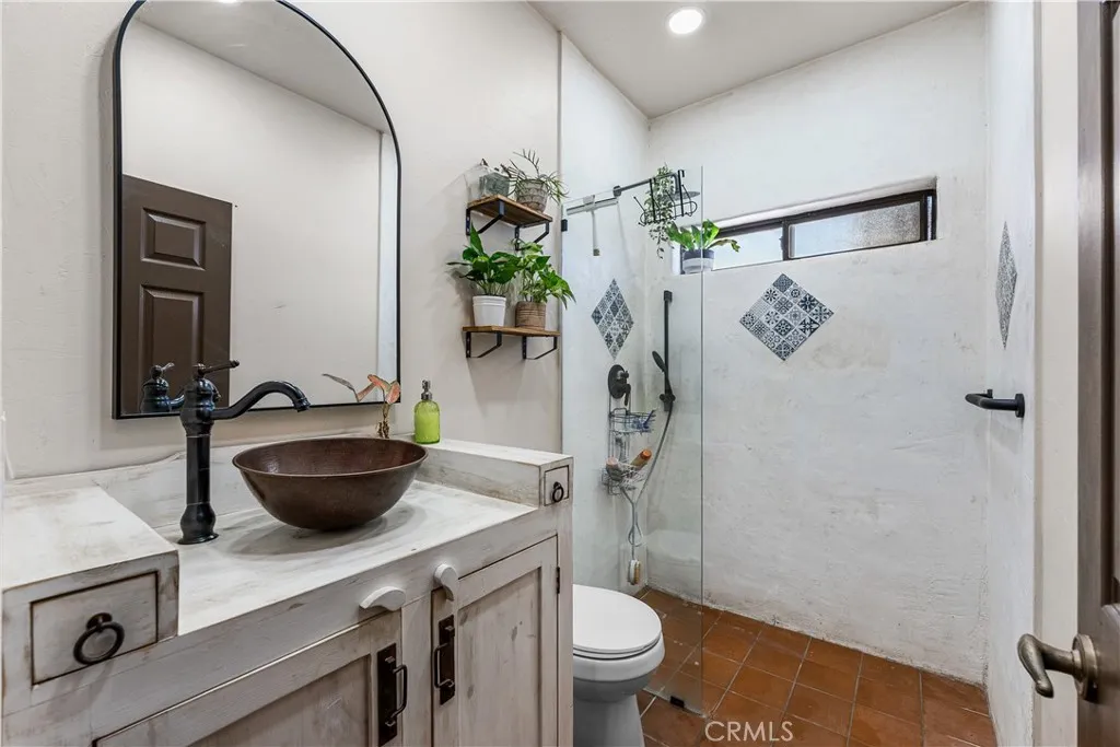 8549 W Avenue D2, Lancaster, California 93536 home-pic-27