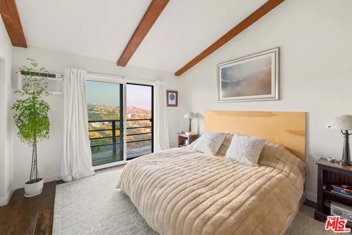 Upper Level bedroom.