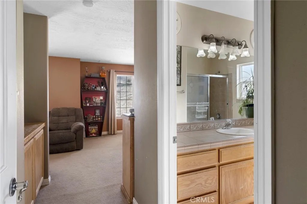 25850 Mountain View, Apple Valley, California 92308 home-pic-32