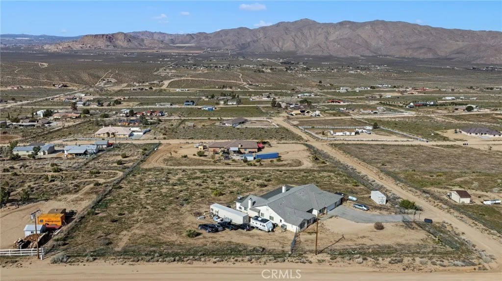 25850 Mountain View, Apple Valley, California 92308 home-pic-52
