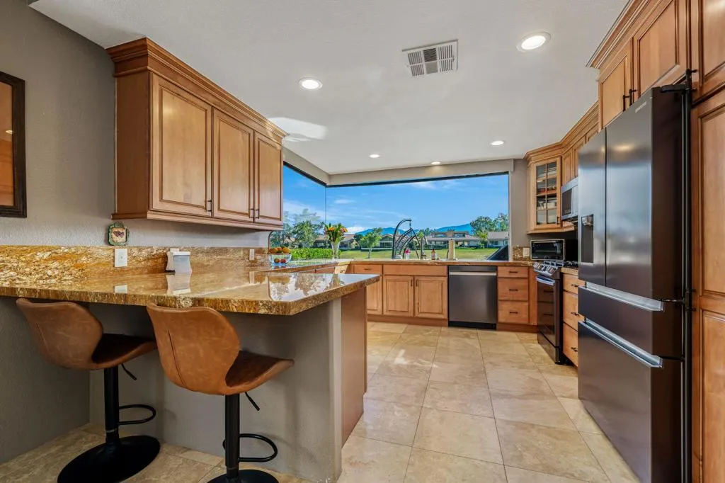13 Pine Valley Drive, Rancho Mirage, California 92270 home-pic-19