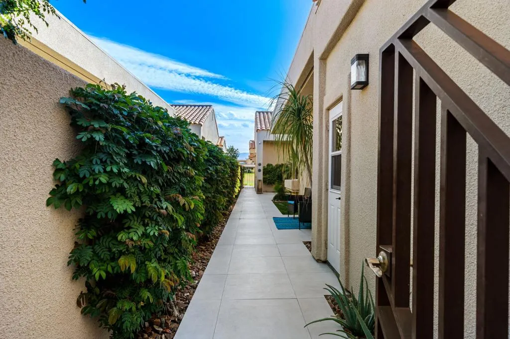 13 Pine Valley Drive, Rancho Mirage, California 92270 home-pic-8