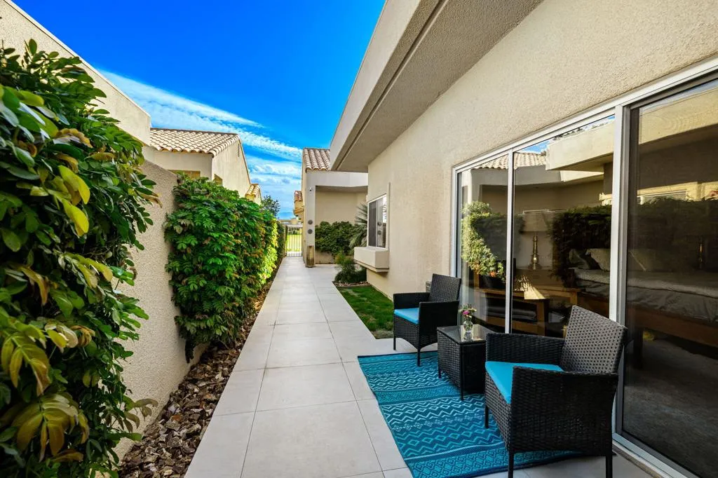 13 Pine Valley Drive, Rancho Mirage, California 92270 home-pic-9