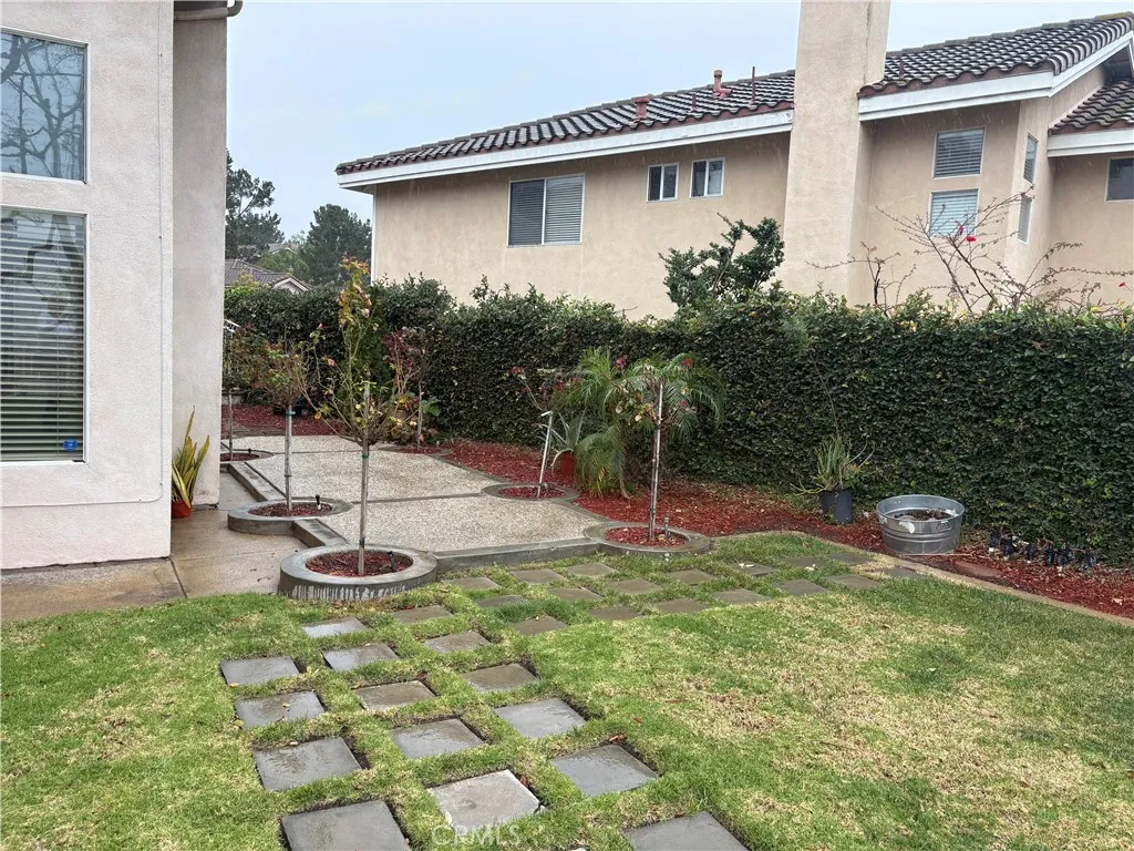 423 S Laureltree, Anaheim, California 92808 home-pic-18
