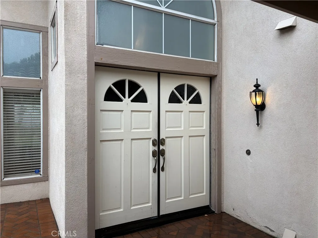 423 S Laureltree, Anaheim, California 92808 home-pic-2
