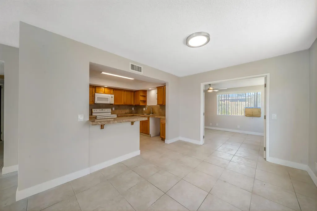 65856 6th Street, Desert Hot Springs, California 92240 home-pic-4