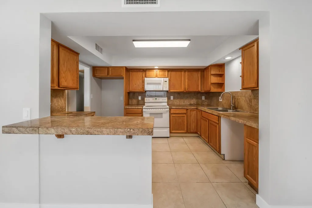 65856 6th Street, Desert Hot Springs, California 92240 home-pic-19