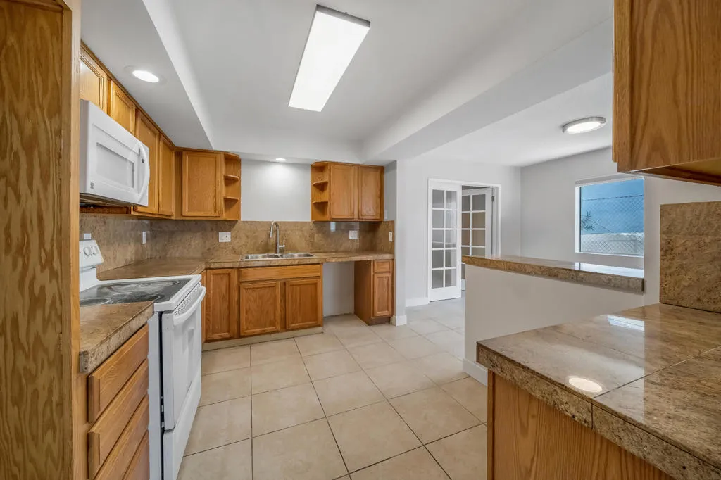 65856 6th Street, Desert Hot Springs, California 92240 home-pic-17