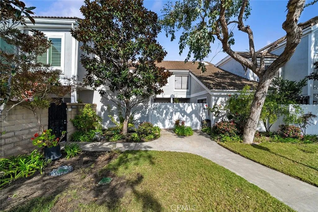 16090 Tortola Circle, Huntington Beach, California 92649 home-pic-29