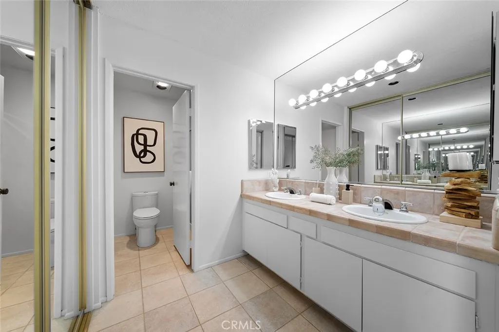 16090 Tortola Circle, Huntington Beach, California 92649 home-pic-22