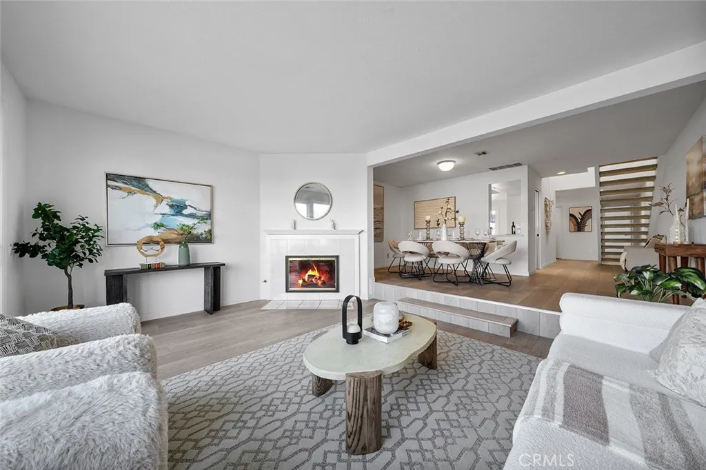 16090 Tortola Circle, Huntington Beach, California 92649 home-pic-10