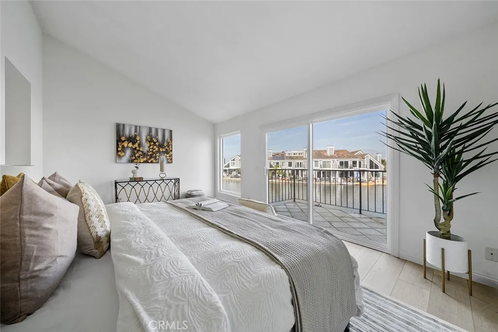 16090 Tortola Circle, Huntington Beach, California 92649 home-pic-21