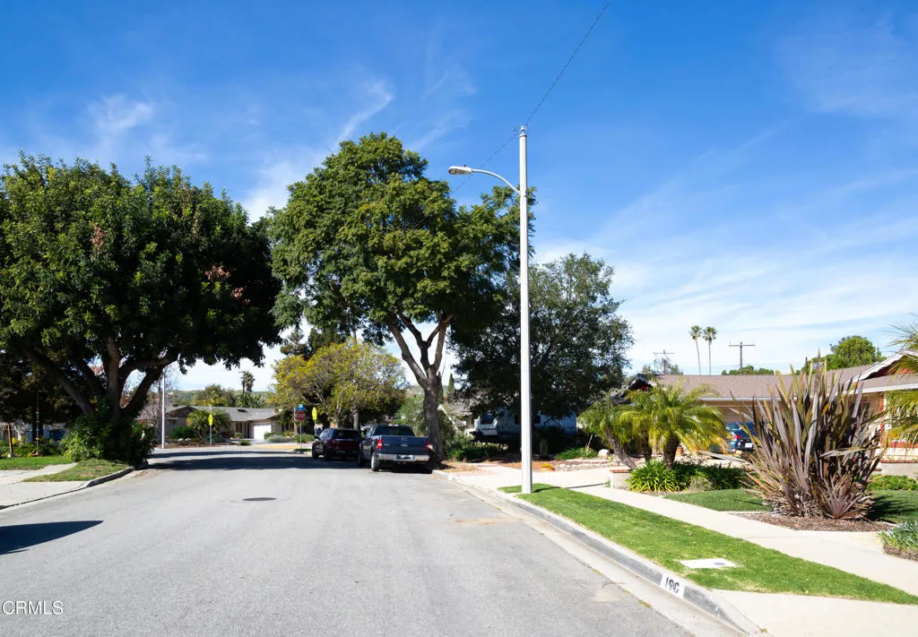 202 Yale Avenue, Ventura, California 93003 home-pic-15