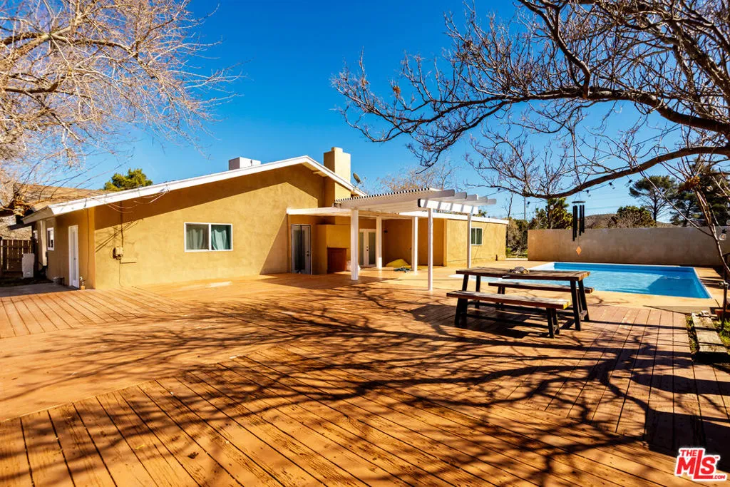 56839 Bonanza Drive, Yucca Valley, California 92284 home-pic-27