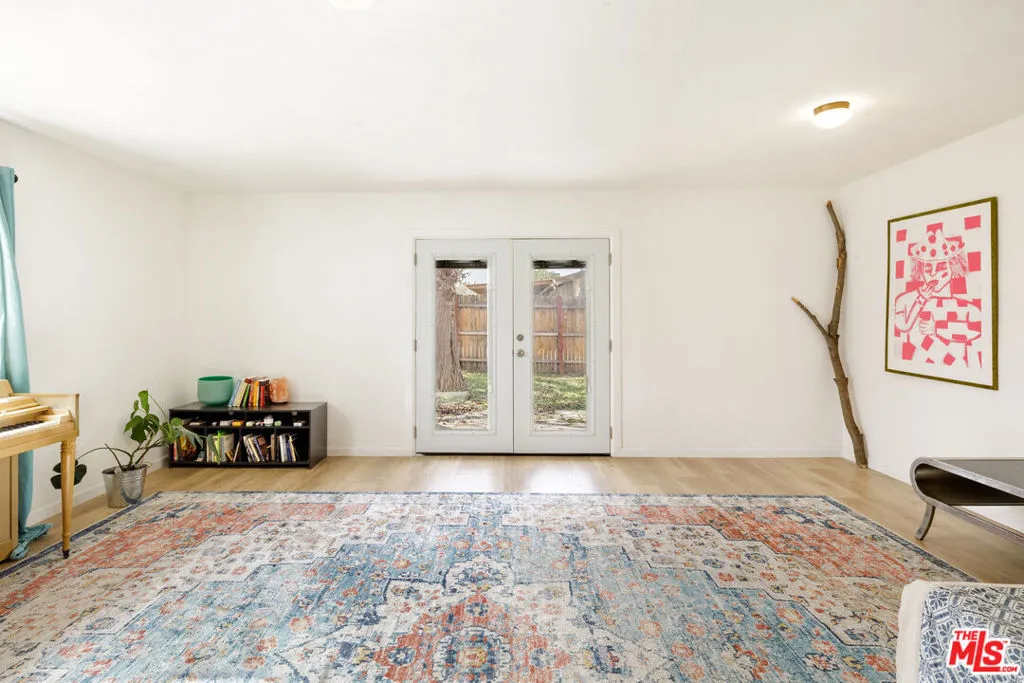 56839 Bonanza Drive, Yucca Valley, California 92284 home-pic-11