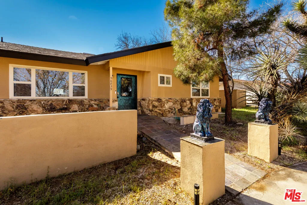 56839 Bonanza Drive, Yucca Valley, California 92284 home-pic-25