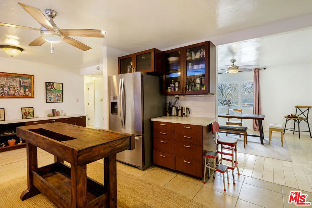 56839 Bonanza Drive, Yucca Valley, California 92284 home-pic-9