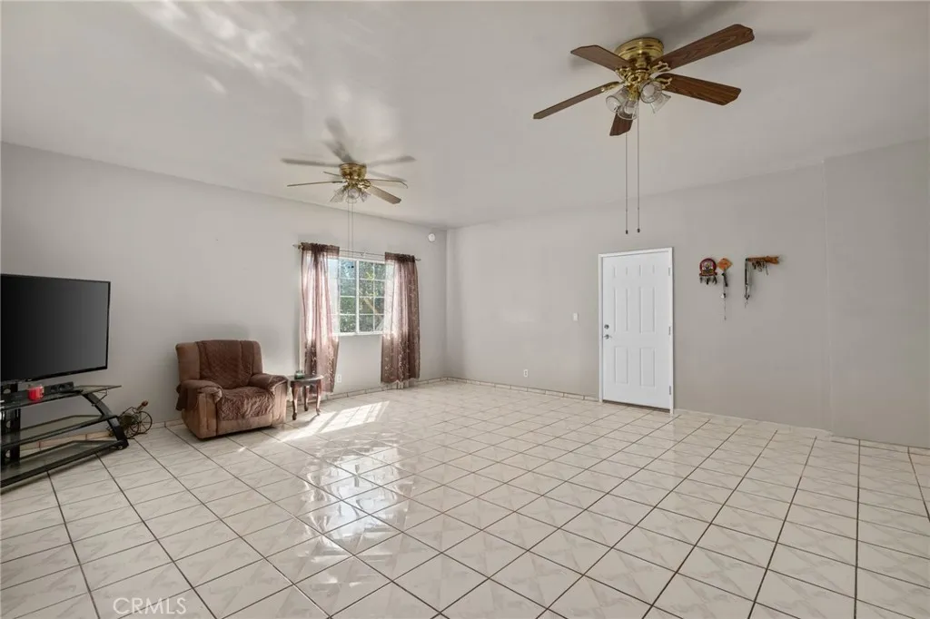 10520 Cook, Riverside, California 92505 home-pic-20