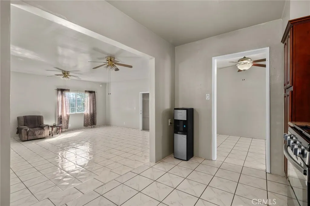 10520 Cook, Riverside, California 92505 home-pic-18