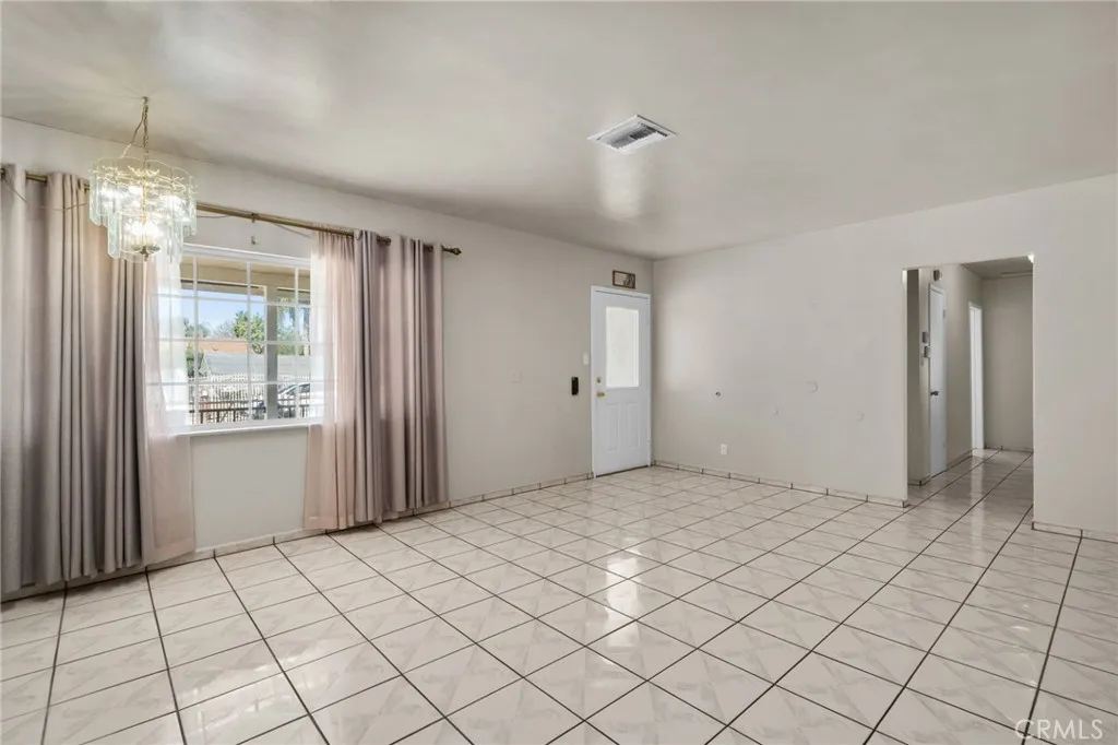 10520 Cook, Riverside, California 92505 home-pic-8