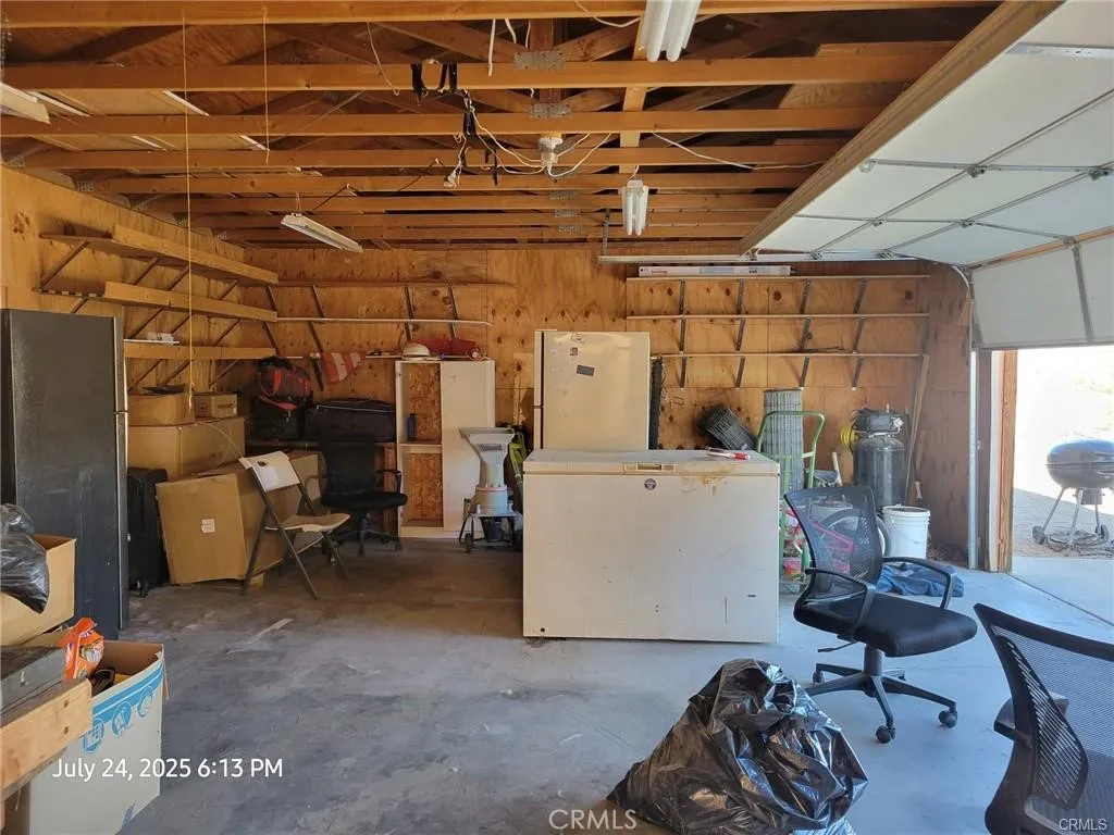 27177 Cahuilla Road, Apple Valley, California 92307 home-pic-19