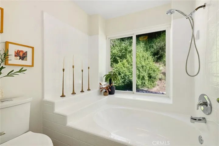 2533 N Shady Forest Lane, Orange, California 92867