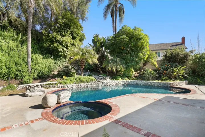 2533 N Shady Forest Lane, Orange, California 92867