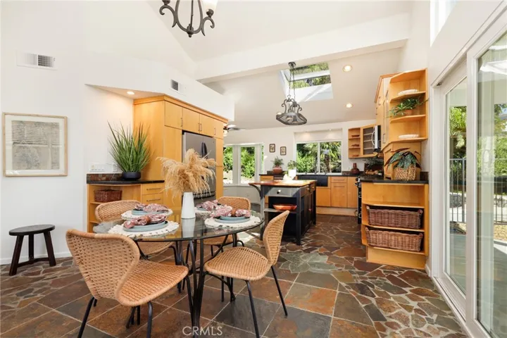 2533 N Shady Forest Lane, Orange, California 92867