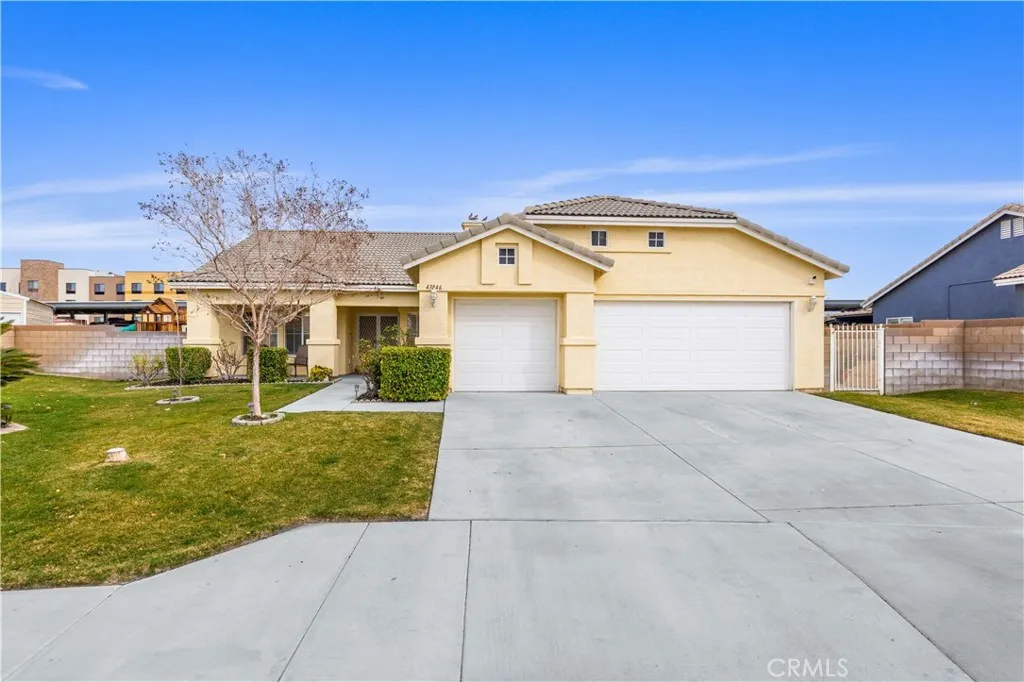 43846 Johns Court, Lancaster, California 93536 home-pic-0
