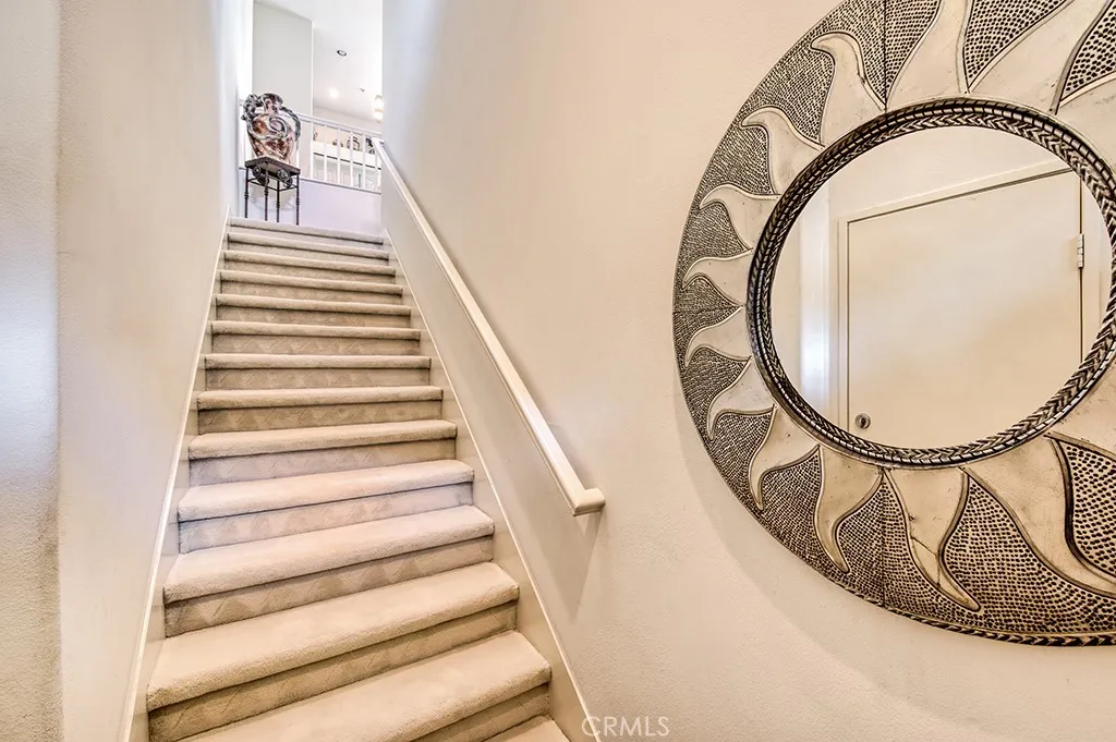 1204 Solvay Aisle, Irvine, California 92606 home-pic-16