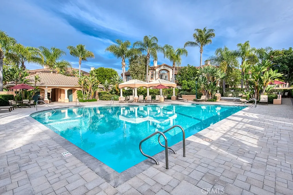 1204 Solvay Aisle, Irvine, California 92606 home-pic-22