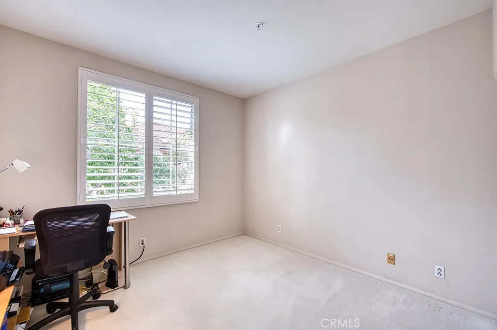 1204 Solvay Aisle, Irvine, California 92606 home-pic-14
