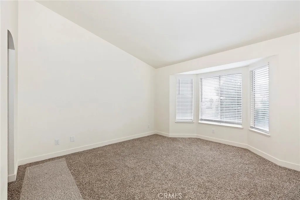 1181 W Banyon, Rialto, California 92377 home-pic-15