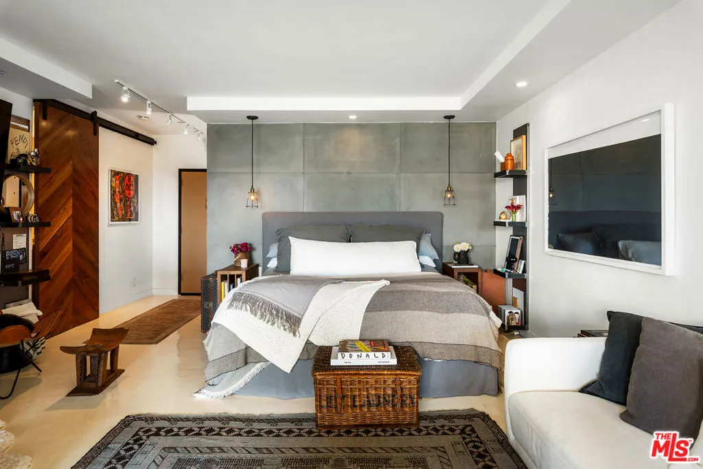999 N Doheny Drive 811, West Hollywood, California 90069 home-pic-7