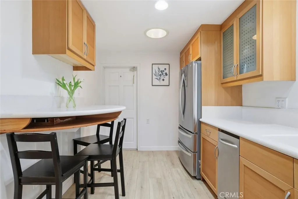 7042 Morse Avenue, North Hollywood, California 91605 home-pic-13