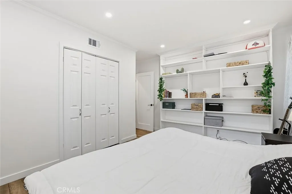 7042 Morse Avenue, North Hollywood, California 91605 home-pic-30