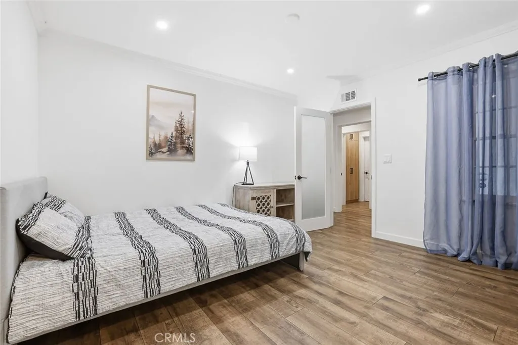 7042 Morse Avenue, North Hollywood, California 91605 home-pic-32