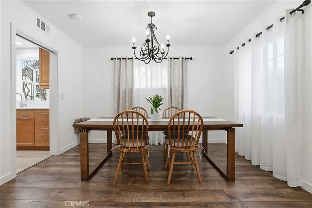 7042 Morse Avenue, North Hollywood, California 91605 home-pic-9