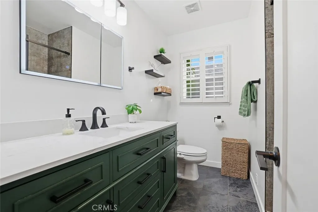 7042 Morse Avenue, North Hollywood, California 91605 home-pic-27