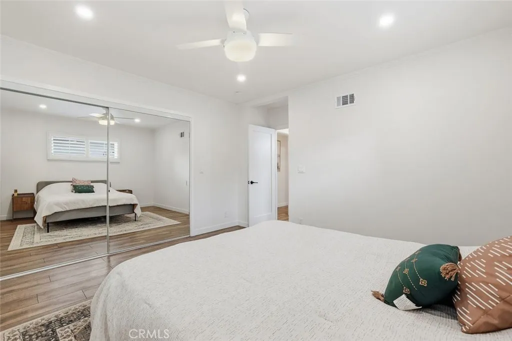 7042 Morse Avenue, North Hollywood, California 91605 home-pic-22