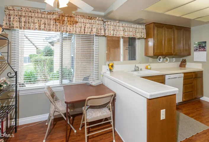 10 30110 Village 30 (Camarillo CA)
