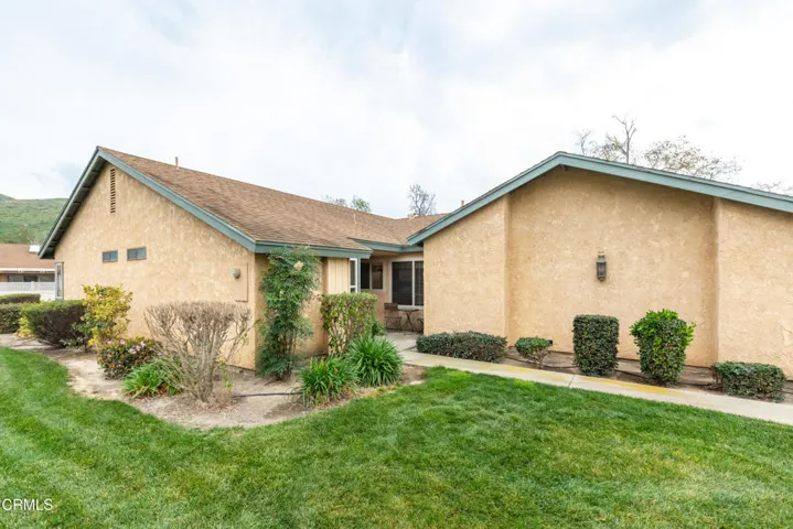 4 30110 Village 30 (Camarillo CA)