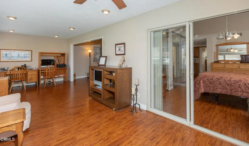21 30110 Village 30 (Camarillo CA)