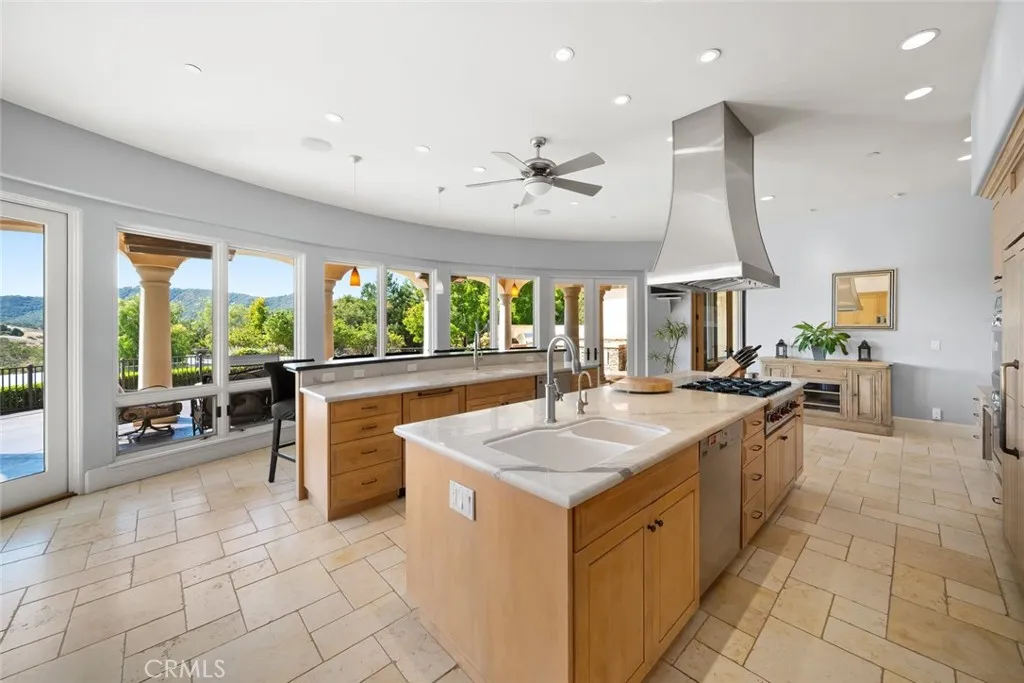 1175 Bassi, San Luis Obispo, California 93405 home-pic-16