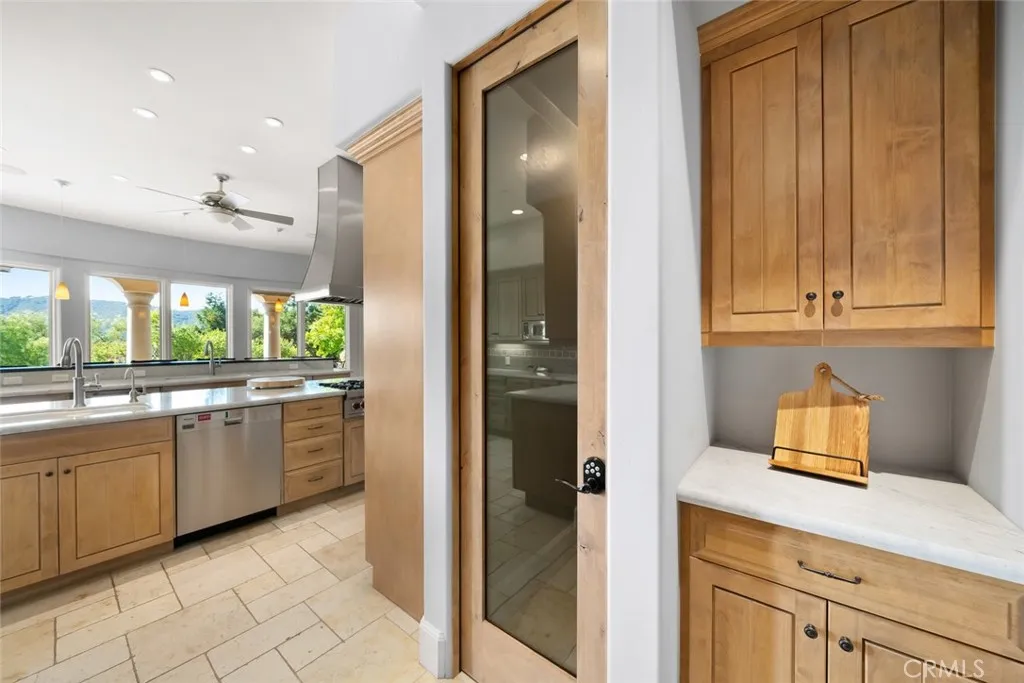 1175 Bassi, San Luis Obispo, California 93405 home-pic-20