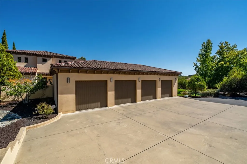 1175 Bassi, San Luis Obispo, California 93405 home-pic-66