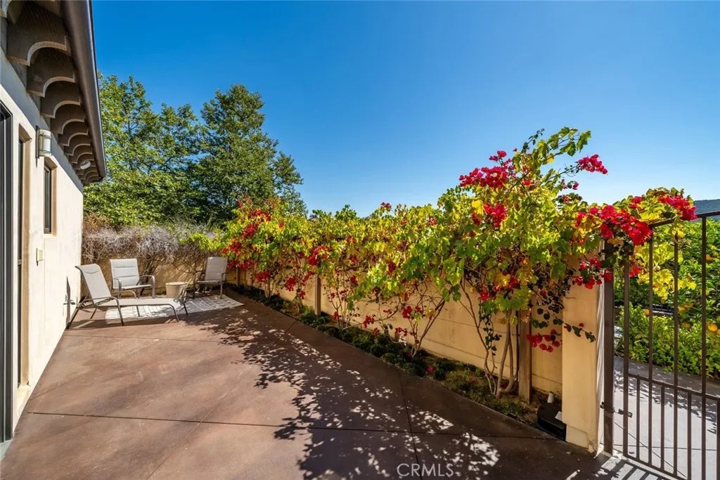 1175 Bassi, San Luis Obispo, California 93405 home-pic-32
